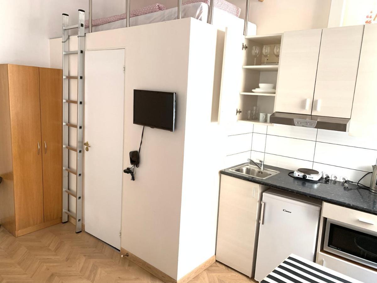 Centro Apartment Near Gedimas Avenue Vilnius Exterior photo