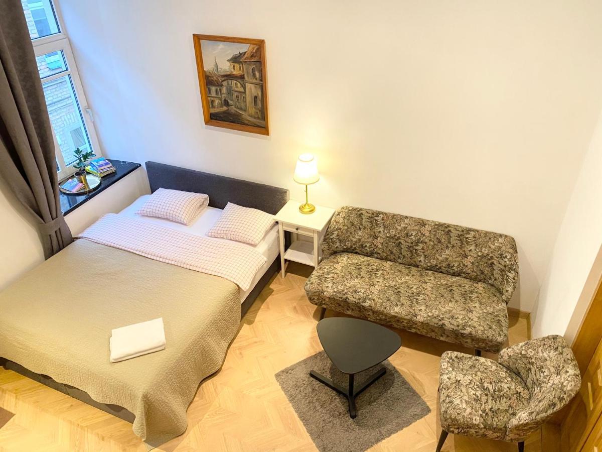 Centro Apartment Near Gedimas Avenue Vilnius Exterior photo